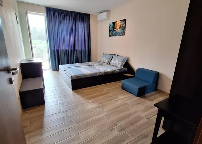 бобс 2 Apartamento Kiten (Burgas)